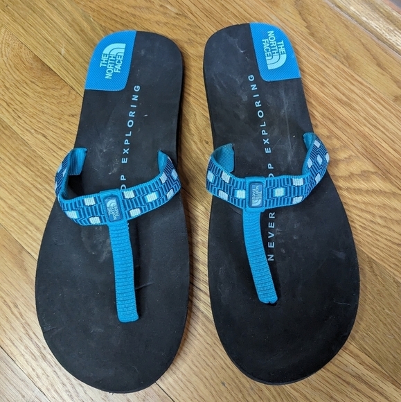 The North Face Size 10 Blue & Black Never Stop‎ Exploring Flip Flips - Picture 1 of 7